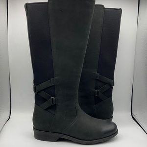 teva rain boots